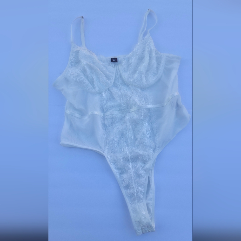 SHEIN White Privé Plus Contrast Lace Bustier Cami Bodysuit 2XL - Picture 5 of 9